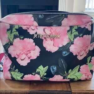 Betsey Johnson Makeup/Travel bag